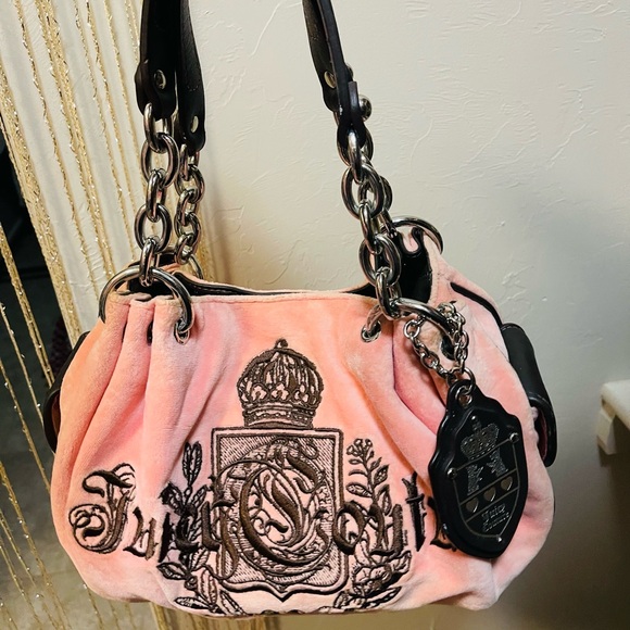 Juicy Couture Blush Velvet Shoulder Bag - Picture 5 of 7